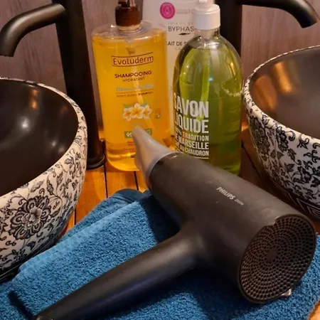 Vakantiehuis Maison Authentique Avec Vue Panoramique Sur Le Mont Huisnes-sur-Mer