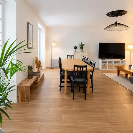 Maison Authentique Avec Vue Panoramique Sur Le Mont Hébergement de vacances *