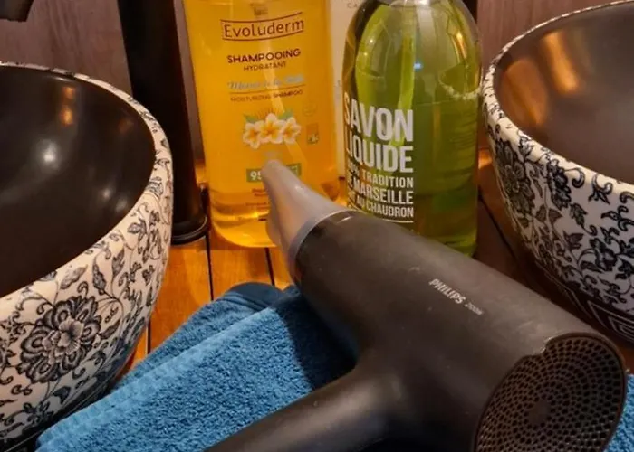 Prázdninový dům Maison Authentique Avec Vue Panoramique Sur Le Mont Huisnes-sur-Mer